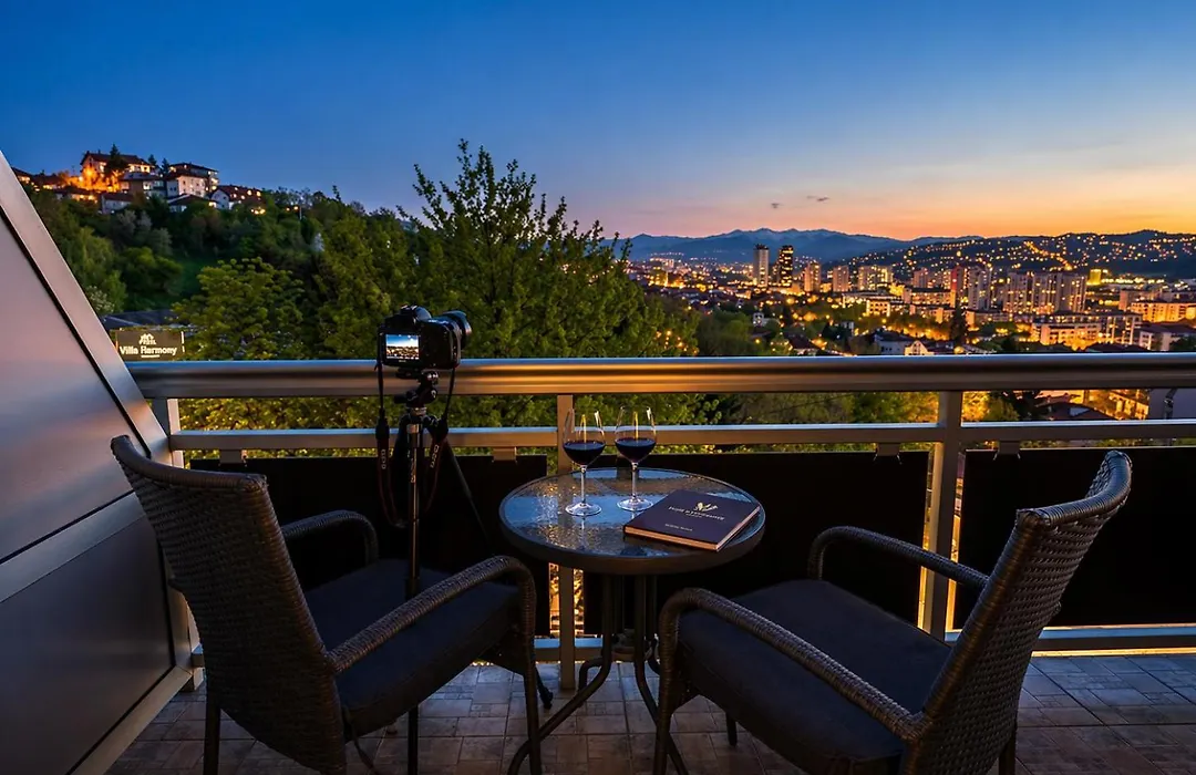 Hotel Villa Harmony - Panoramic View & Free Parking-1