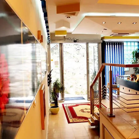Boutique Hotel Safir-2